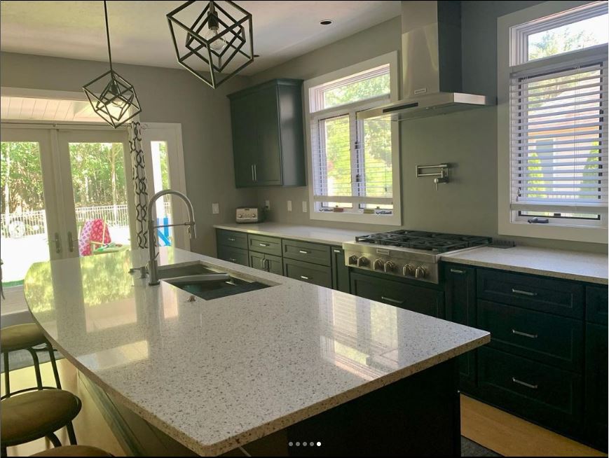 Quartz Countertop Installation in Avon : Peppercorn White Quartz from MSI