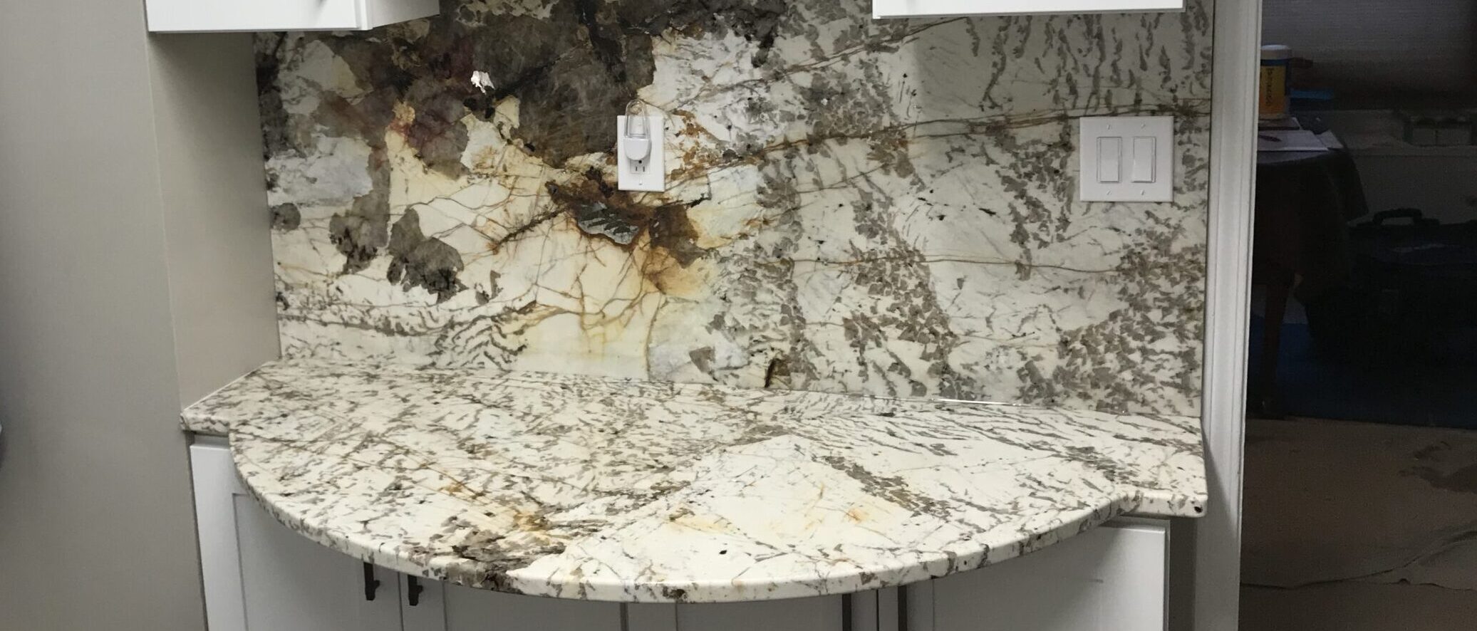 Golden Brown Super Granite Kitchen Countertop